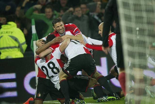 乔治虽然投 乔治虽然投